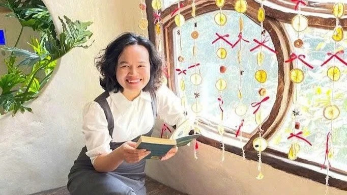 Tác giả kịch bản Phan Xanh.