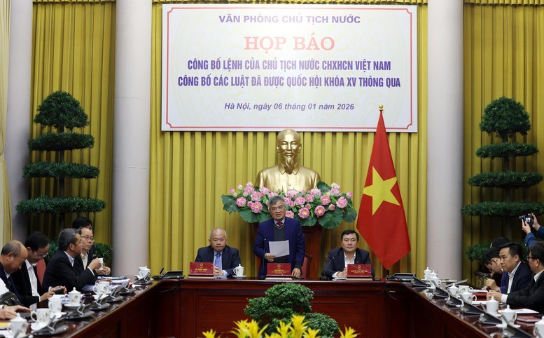 Văn phòng Chủ tịch nước tổ chức họp báo công bố Lệnh của Chủ tịch nước công bố 12 luật.
