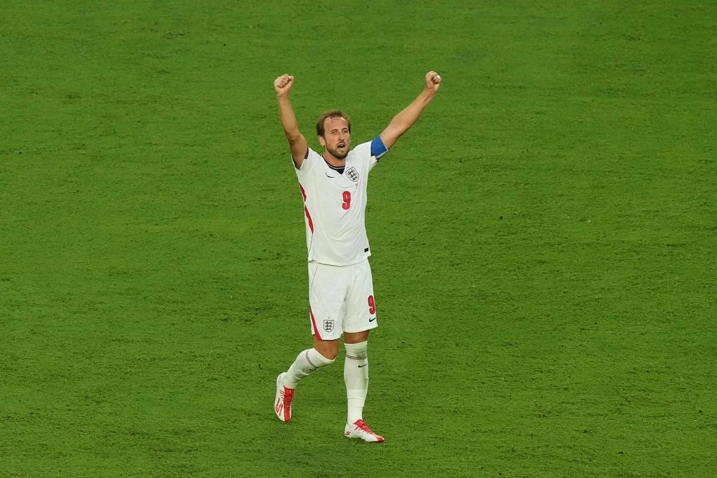Đội trưởng Harry Kane ăn mừng sau khi Anh thắng Na Uy 2-1 ở tứ kết World Cup 2026 trên sân Miami, Miami Gardens, Florida, Mỹ ngày 11/7/2026. Ảnh: AP