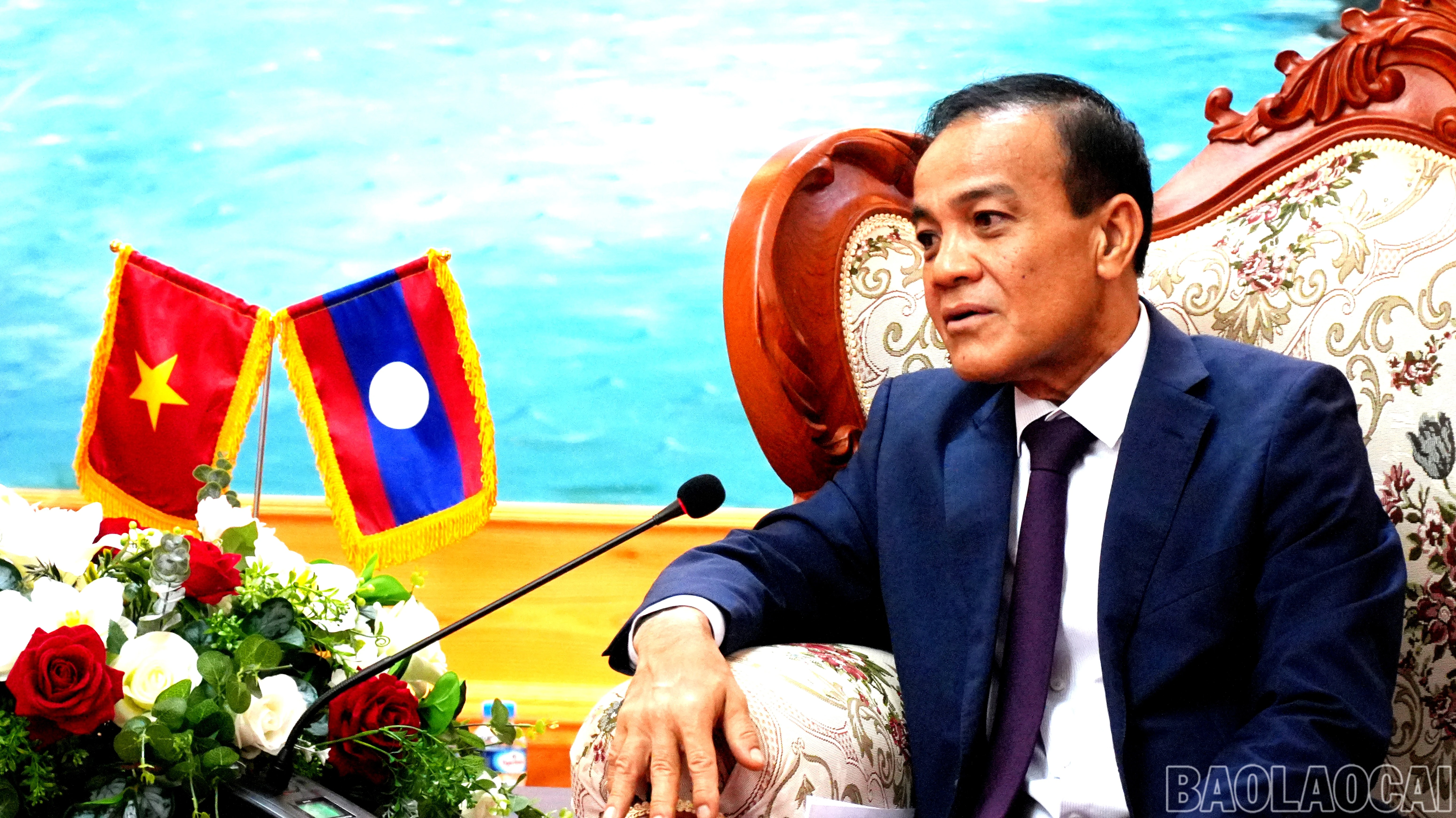 3-8-lao.jpg