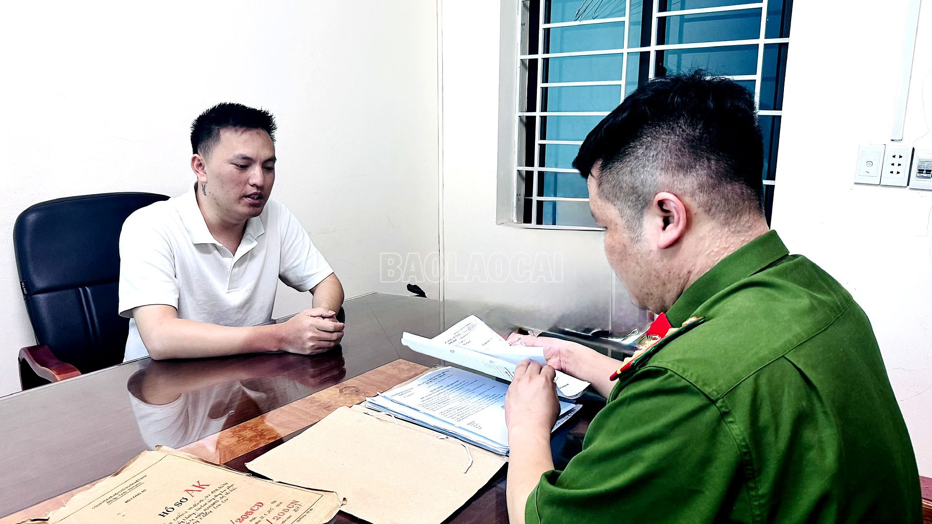 Đối tượng Phàn Khái Phù tại cơ quan điều tra. baolaocai-c_doi-tuong1.jpg