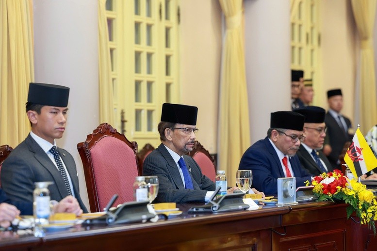 Quốc vương Brunei khẳng định coi trọng và mong muốn đưa quan hệ Đối tác toàn diện giữa hai nước ngày càng phát triển trên các lĩnh vực, hiệu quả và thực chất hơn.