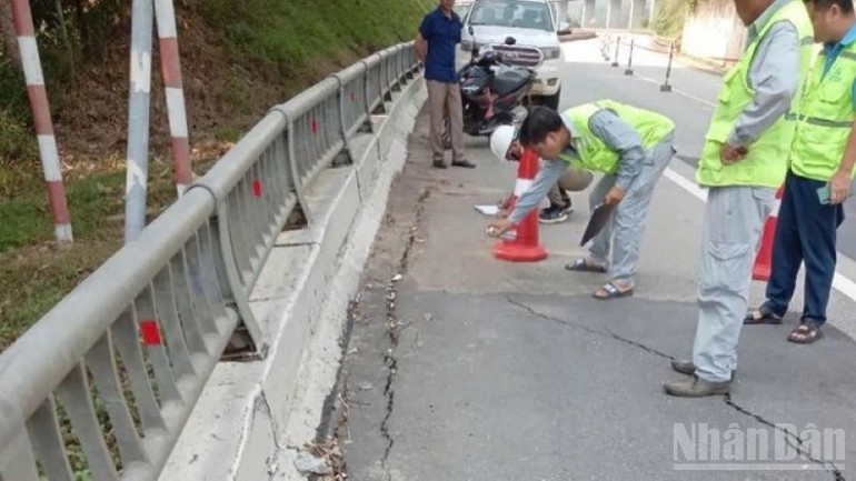 Khảo sát, đánh giá hư hỏng, nứt gãy tại khu vực cầu Nam Cường.