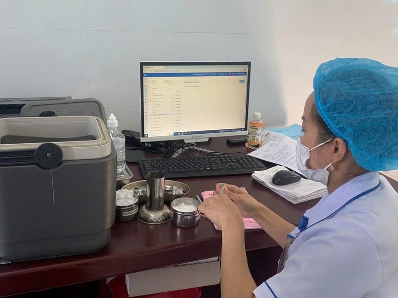 Chương trình tiêm chủng mở rộng đang cung cấp miễn phí 12 loại vaccine phòng 11 bệnh truyền nhiễm cho trẻ em và phụ nữ có thai.