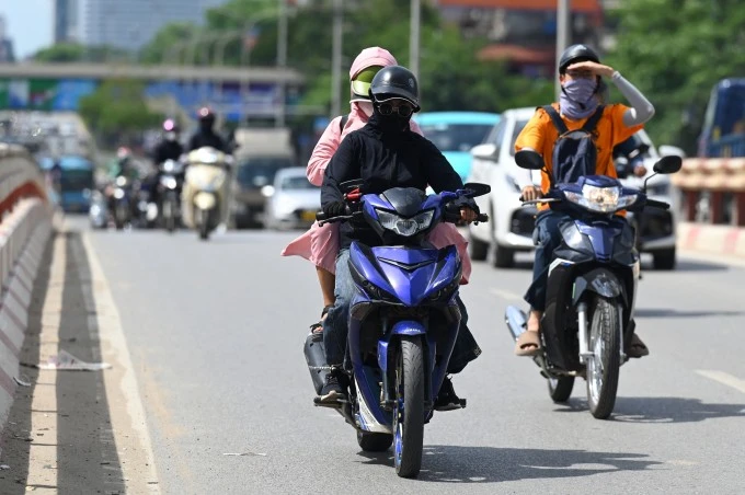 Nắng nóng tại Hà Nội, tháng 6/2025.