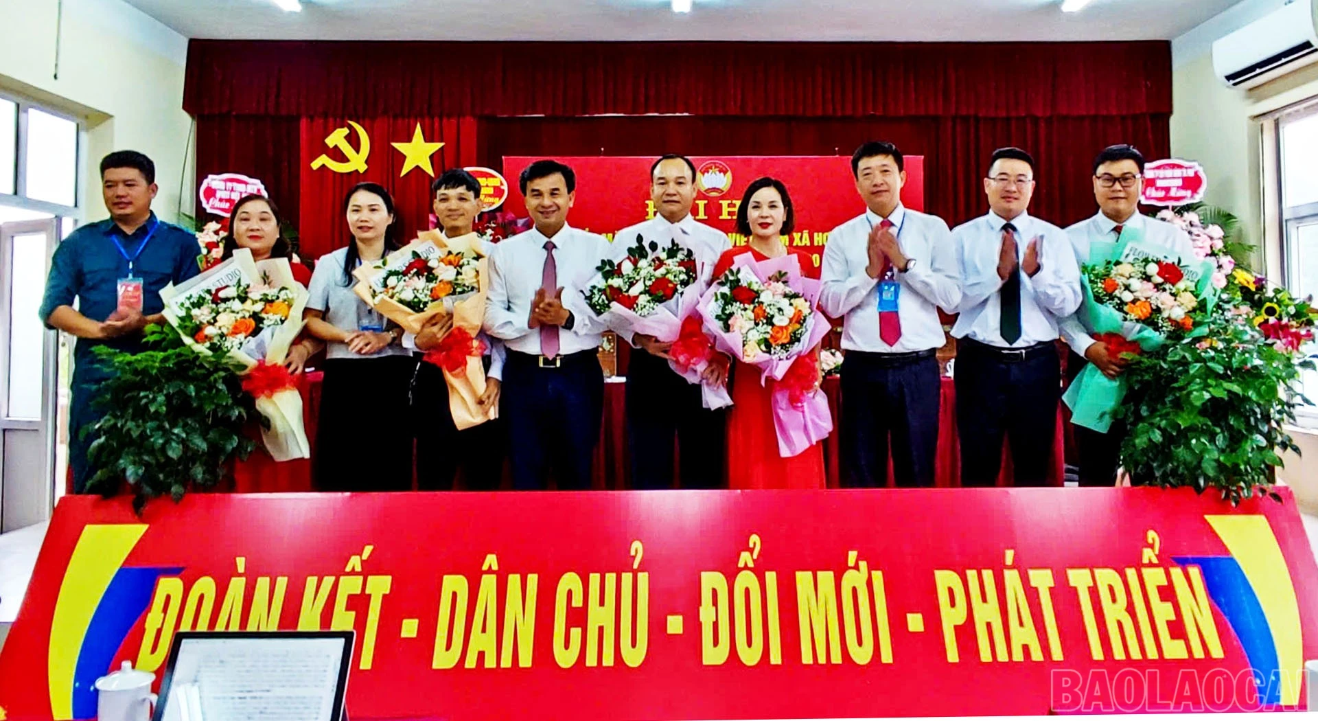 baolaocai-br_9-9-hop-thanh2.jpg
