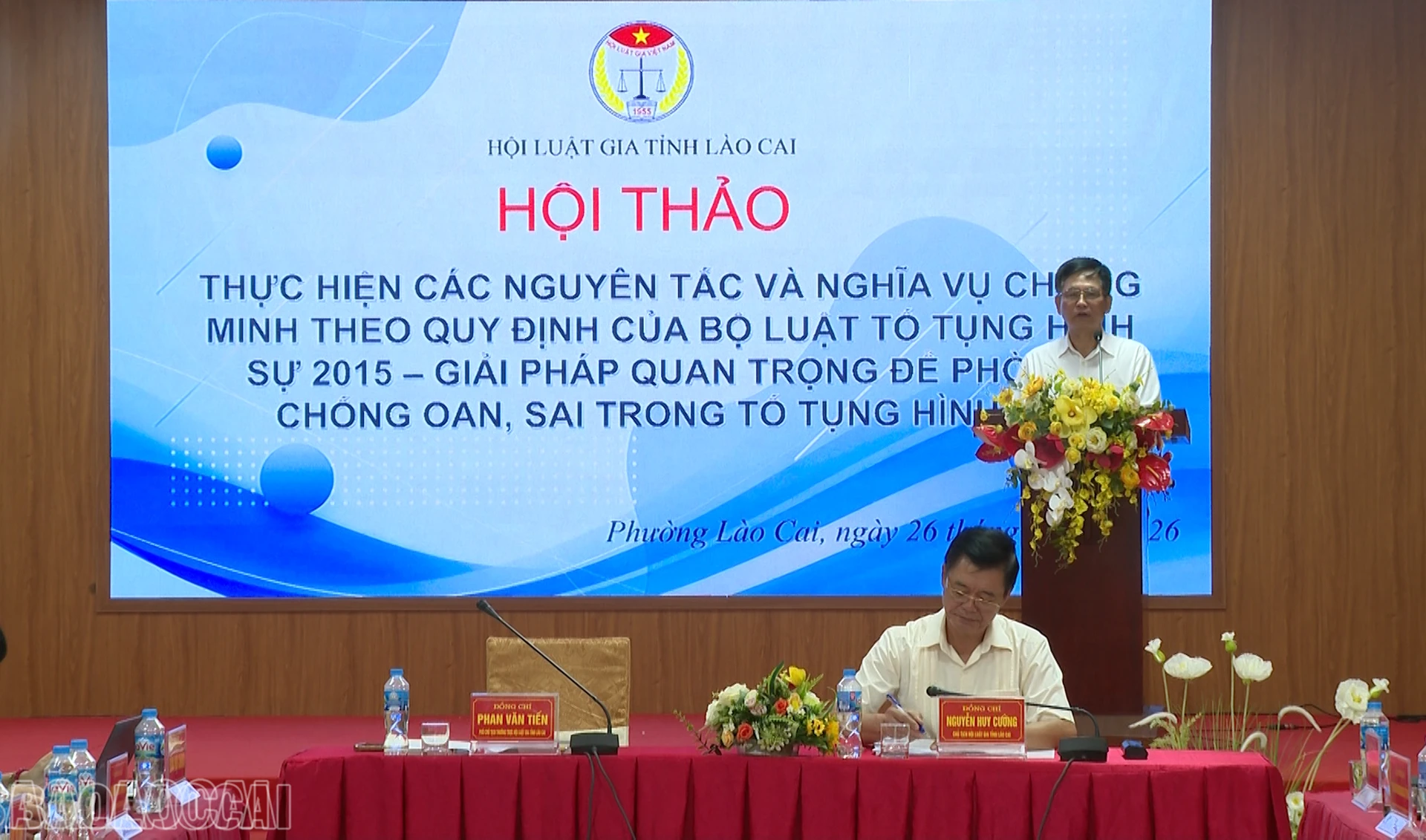 baolaocai-bl_26-6-hoi-thao.png