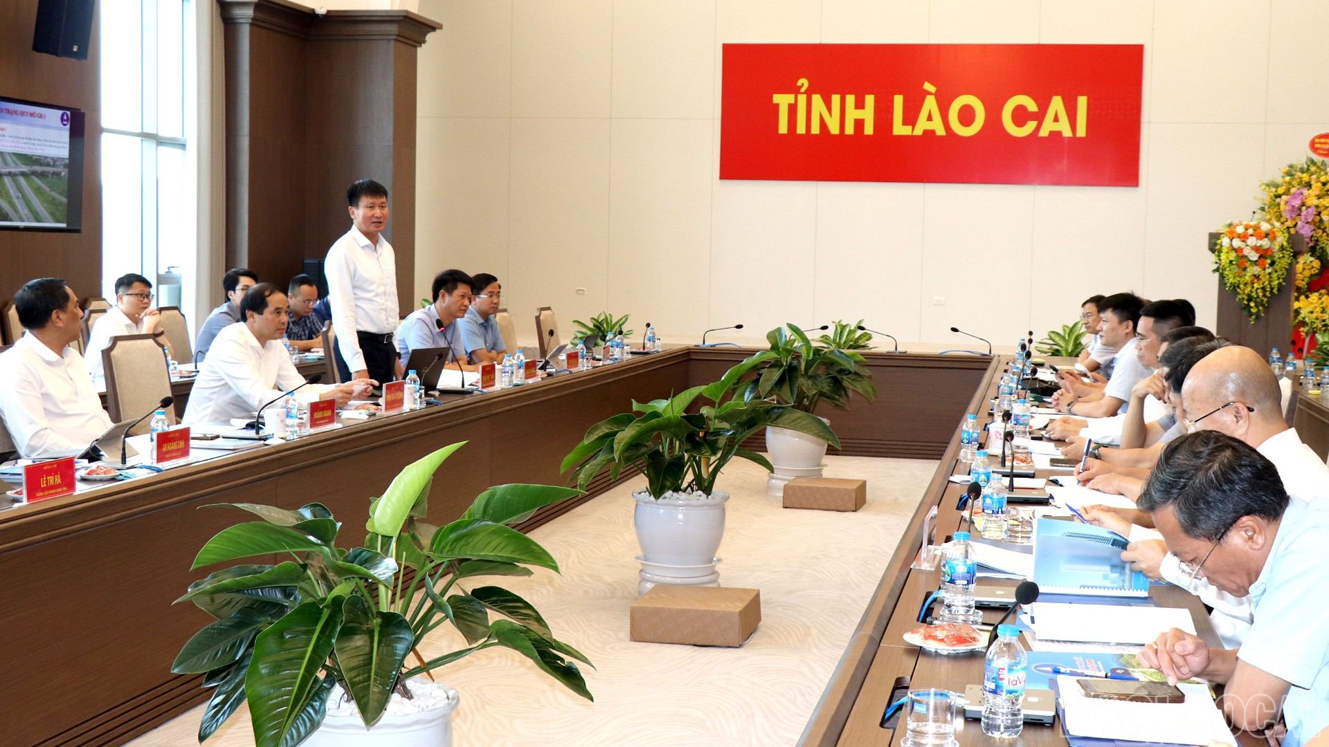 Quang cảnh buổi làm việc baolaocai-br_9-7-anh-toan-canh.jpg