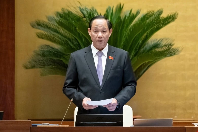 Phó Chủ tịch Quốc hội Trần Quang Phương điều hành nội dung chương trình.