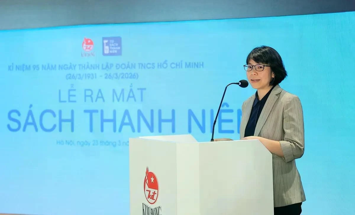 Bà Vũ Thị Quỳnh Liên, Phó Giám đốc, Tổng biên tập Nhà xuất bản Kim Đồng