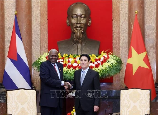 Chủ tịch nước Lương Cường tiếp Chủ tịch Quốc hội Cuba Esteban Lazo Hernández.