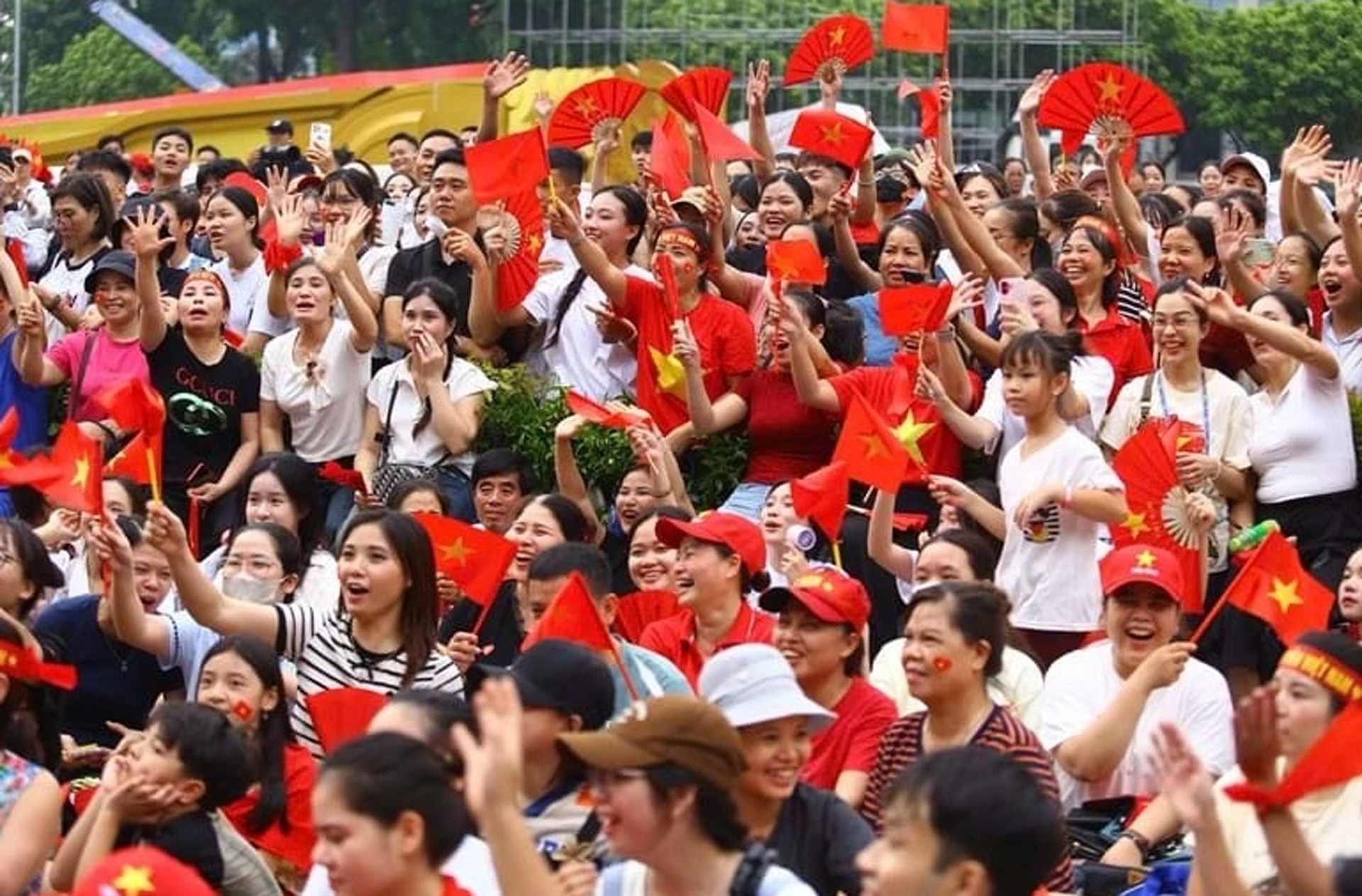 “Đất nước ta chưa bao giờ có được cơ đồ, tiềm lực, vị thế và uy tín quốc tế như ngày nay” 28-8-tuyenngon2.jpg