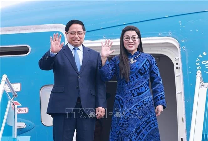 Thủ tướng Phạm Minh Chính cùng Phu nhân Lê Thị Bích Trân rời Hà Nội thăm chính thức Kuwait; Algeria và tham dự Hội nghị Thượng đỉnh G20 tại Nam Phi.