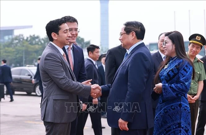 Lễ tiễn Thủ tướng Phạm Minh Chính cùng Phu nhân Lê Thị Bích Trân sang thăm chính thức Kuwait; Algeria và tham dự Hội nghị Thượng đỉnh G20 tại Nam Phi.
