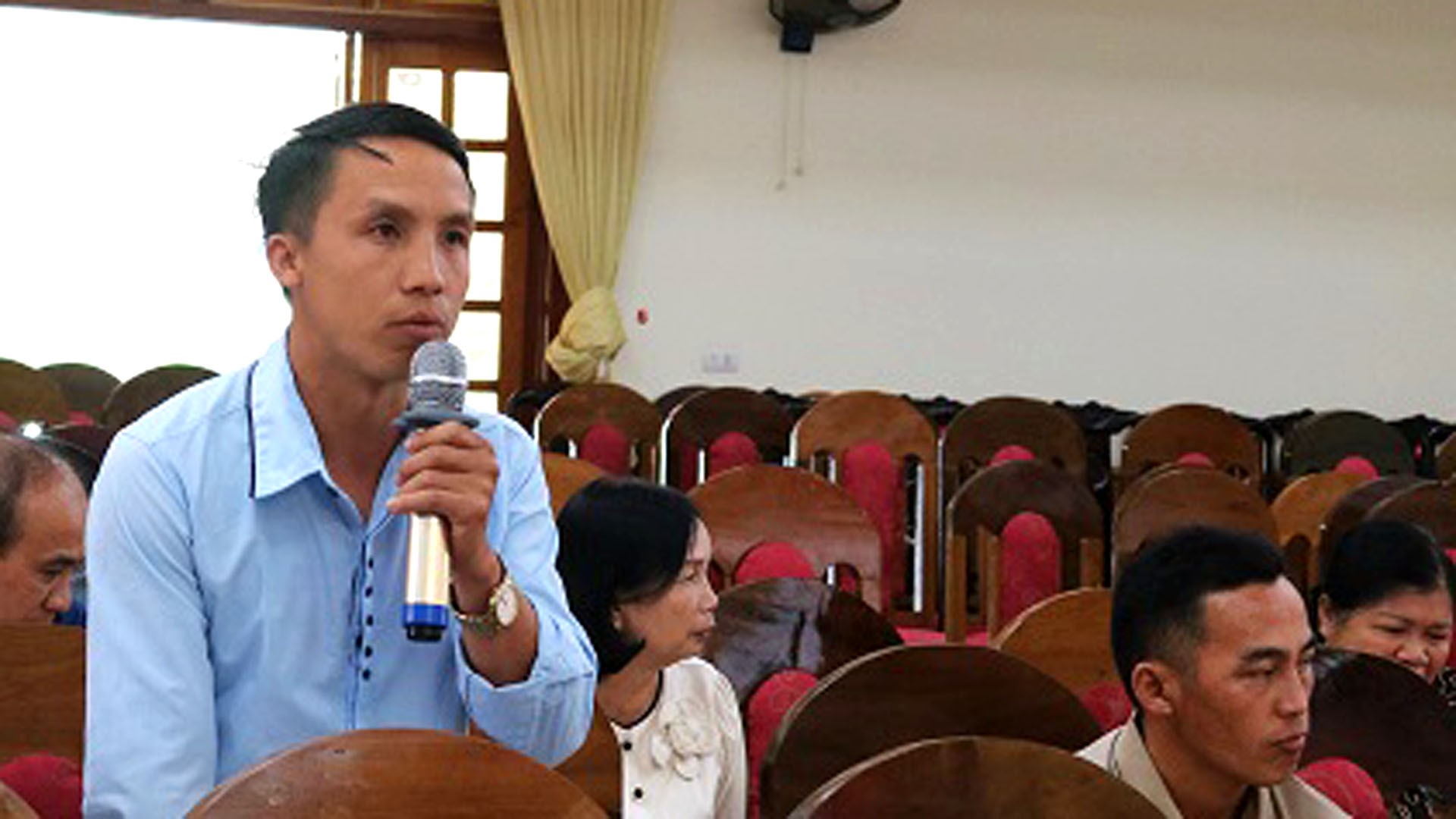 Các đại biểu phát biểu tại hội nghị. a-giao-ban-4.jpg