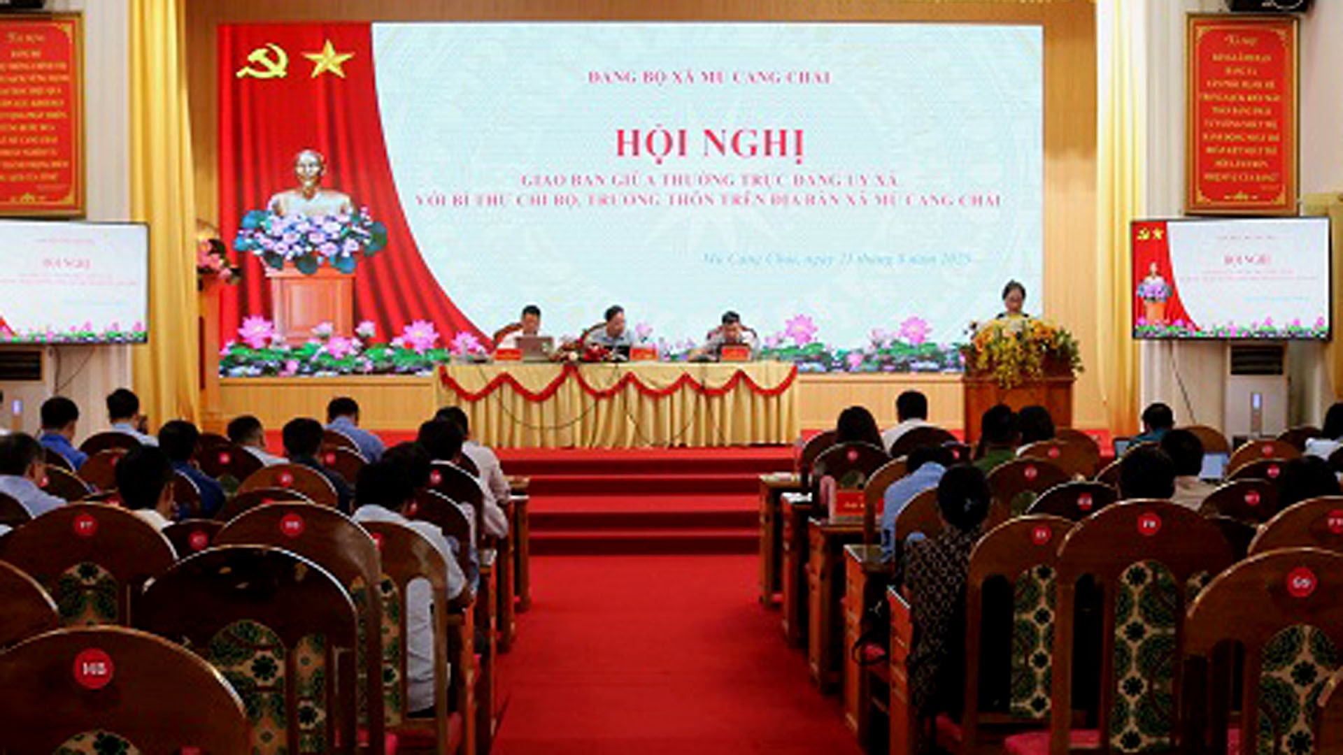 Quang cảnh hội nghị. a-giao-ban-1.jpg