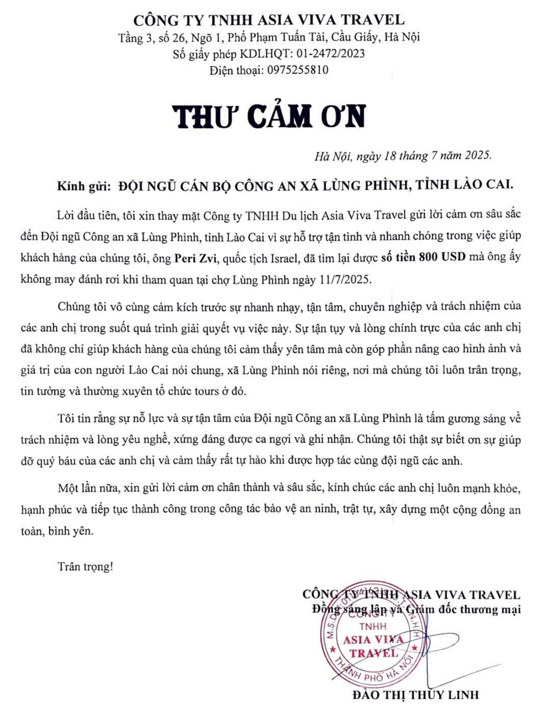Công an xã Lùng Phình nhận được thư cảm ơn của Công ty TNHH Du lịch Asia Viva Travel. 19-7-trao2.jpg