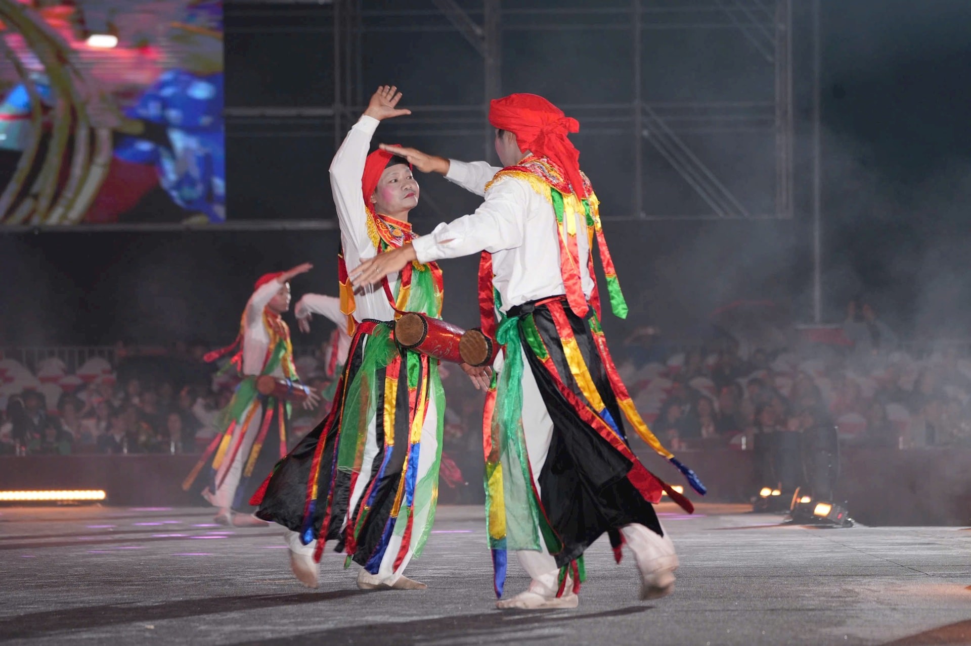 Một tiết mục nghệ thuật đặc sắc tại chương trình.