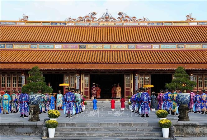 Lễ Thiết triều Nguyên đán triều Nguyễn được tái hiện tại Đại triều Điện Thái Hòa, Đại nội Huế.