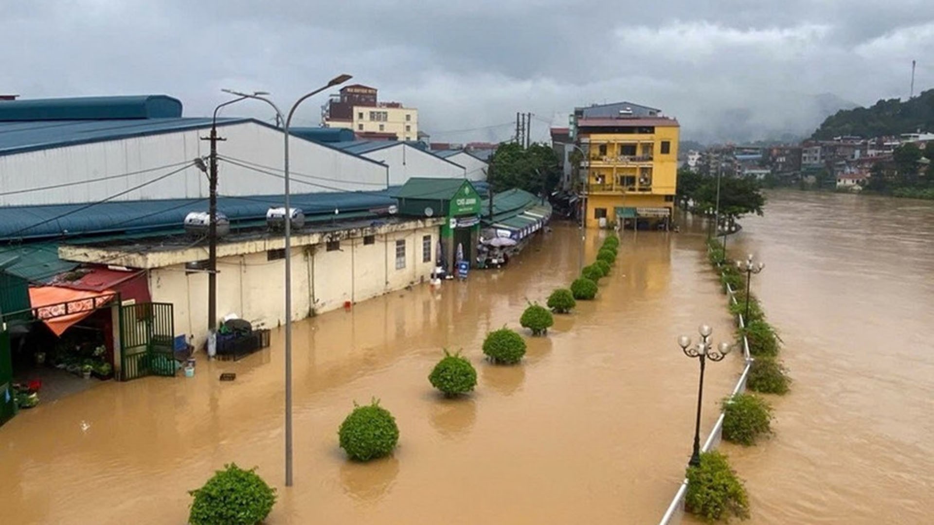 Nhiều khu vực ở Cao Bằng bị ngập nặng. 30-9-mienbac.jpg