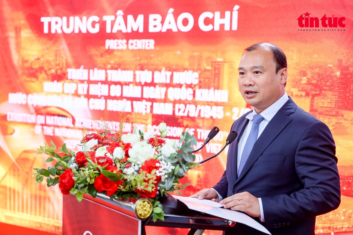 Thứ trưởng Thường trực Bộ Văn hoá, Thể thao và Du lịch Lê Hải Bình phát biểu tại chương trình. Thứ trưởng Thường trực Bộ Văn hoá, Thể thao và Du lịch Lê Hải Bình phát biểu tại chương trình.
