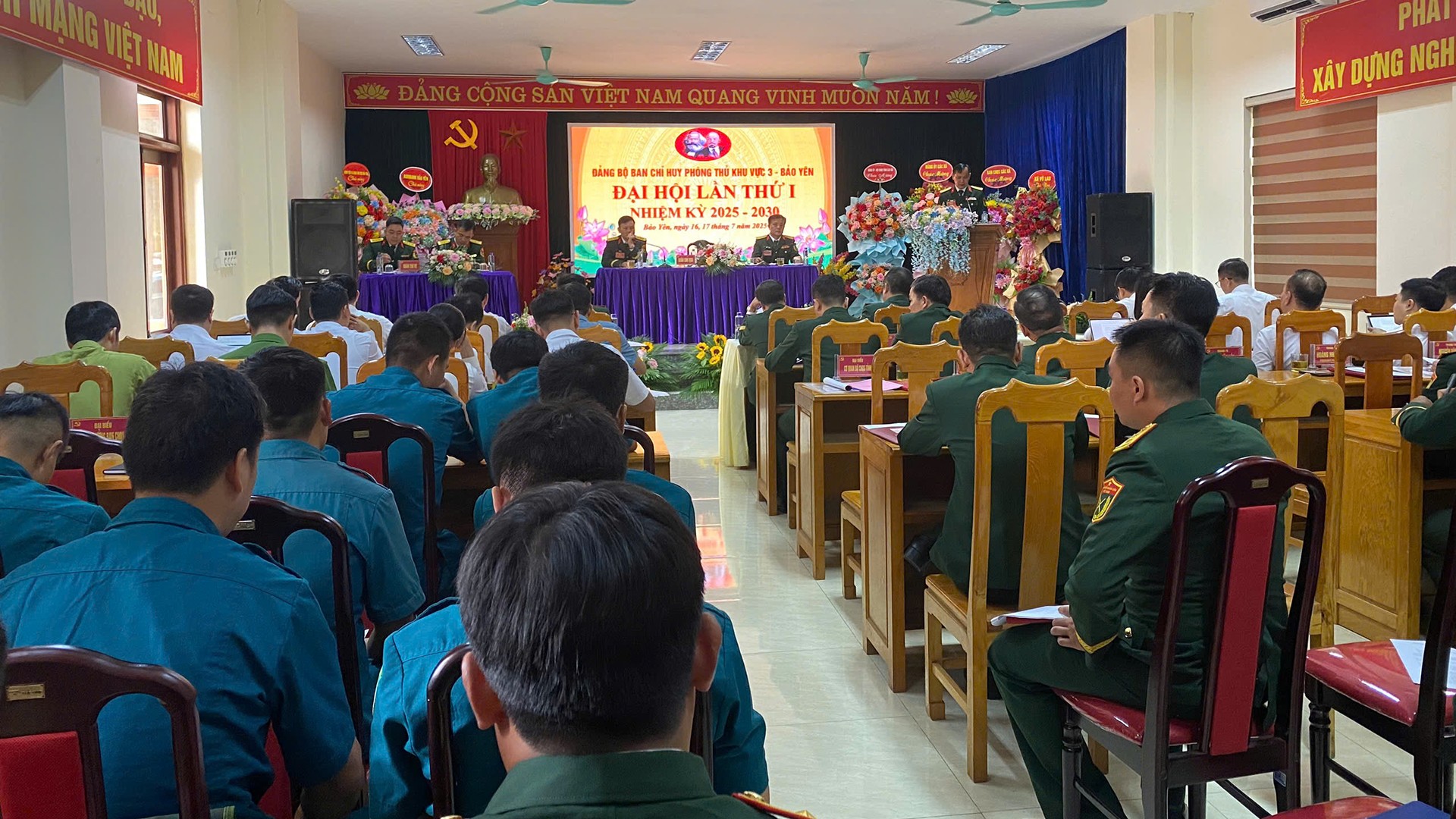 Quang cảnh Đại hội. 17-7-tanghoa4.jpg