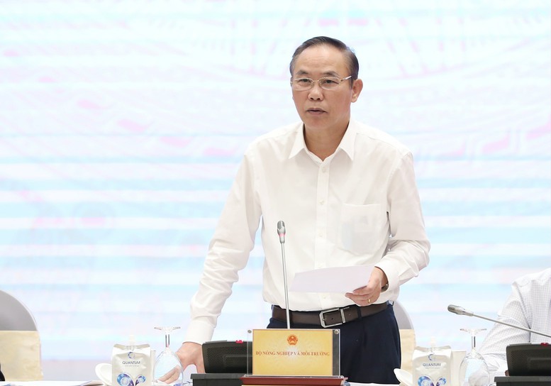 Thứ trưởng Bộ Nông nghiệp và Môi trường Phùng Đức Tiến.