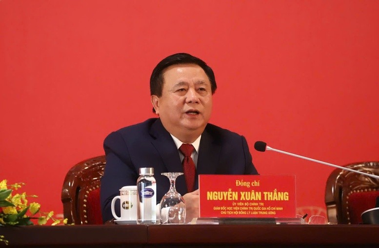 Ủy viên Bộ Chính trị, Giám đốc Học viện Chính trị quốc gia Hồ Chí Minh, Chủ tịch Hội đồng Lý luận Trung ương Nguyễn Xuân Thắng nêu những điểm mới của Đại hội XIV của Đảng.