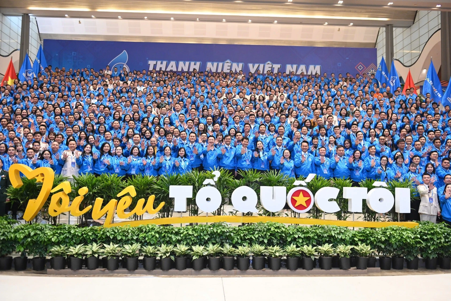 Bồi dưỡng thanh niên trở thành lực lượng kế cận xuất sắc của Đảng.