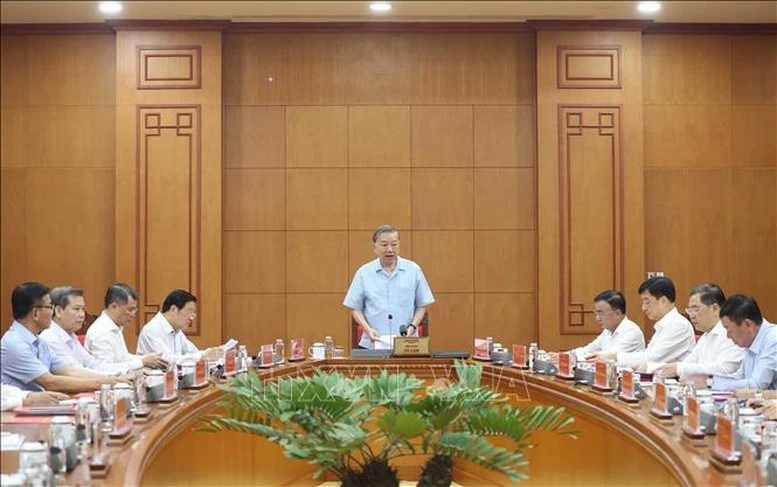 Thường trực Ban Chỉ đạo Trung ương về phòng, chống tham nhũng, lãng phí, tiêu cực tổ chức cuộc họp để thảo luận, cho ý kiến về: Kết quả chỉ đạo xử lý các vụ án, vụ việc tham nhũng, lãng phí, tiêu cực từ sau phiên họp thứ 28 đến nay; kết quả rà soát, xử lý, thanh tra các công trình, dự án chậm tiến độ, tồn đọng kéo dài, nguy cơ gây thất thoát, lãng phí.