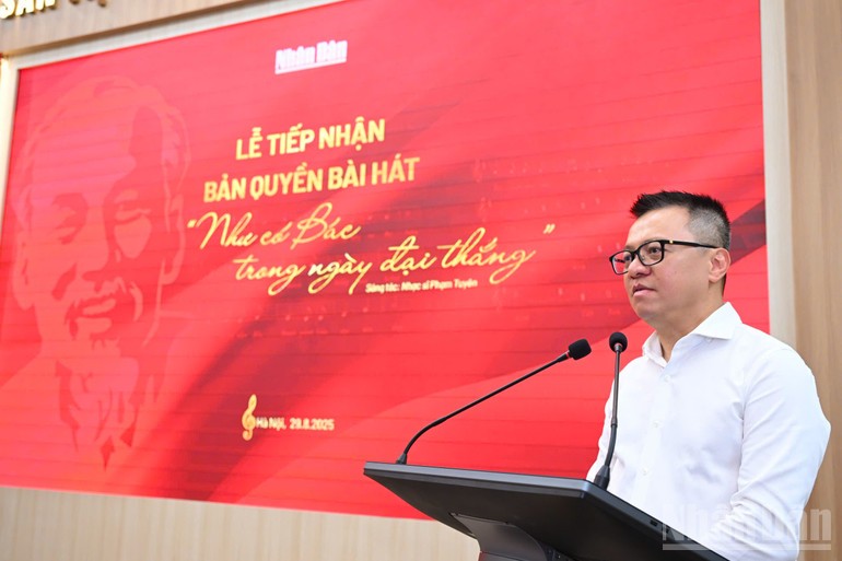 Tổng Biên tập Lê Quốc Minh phát biểu tại sự kiện. Tổng Biên tập Lê Quốc Minh phát biểu tại sự kiện.