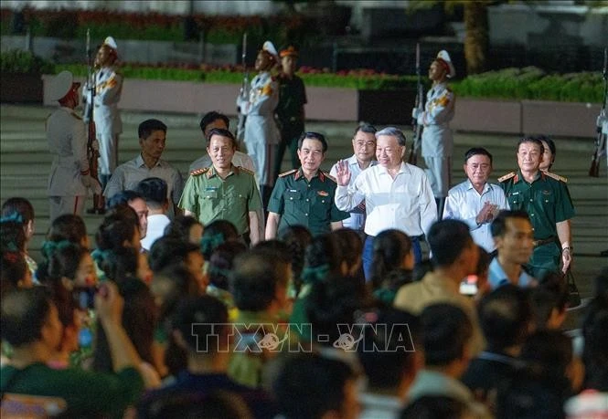 Tổng Bí thư Tô Lâm đến dự tại điểm cầu Hà Nội.