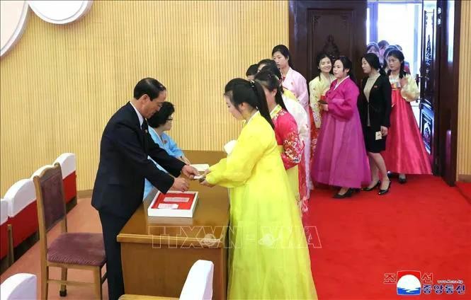 Cử tri bỏ phiếu tại một điểm bầu cử ở Triều Tiên, ngày 15/3/2026.