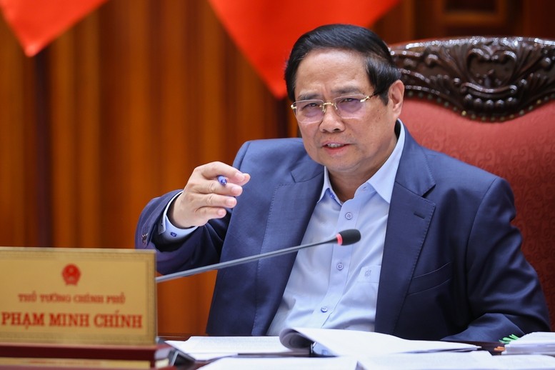 Thủ tướng phát biểu kết luận cuộc họp.