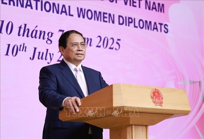 Thủ tướng Phạm Minh Chính chúc mừng các nhà ngoại giao nữ Việt Nam và quốc tế nhân dịp kỷ niệm Ngày Quốc tế Phụ nữ ngành Ngoại giao. Thủ tướng Phạm Minh Chính chúc mừng các nhà ngoại giao nữ Việt Nam và quốc tế nhân dịp kỷ niệm Ngày Quốc tế Phụ nữ ngành Ngoại giao.