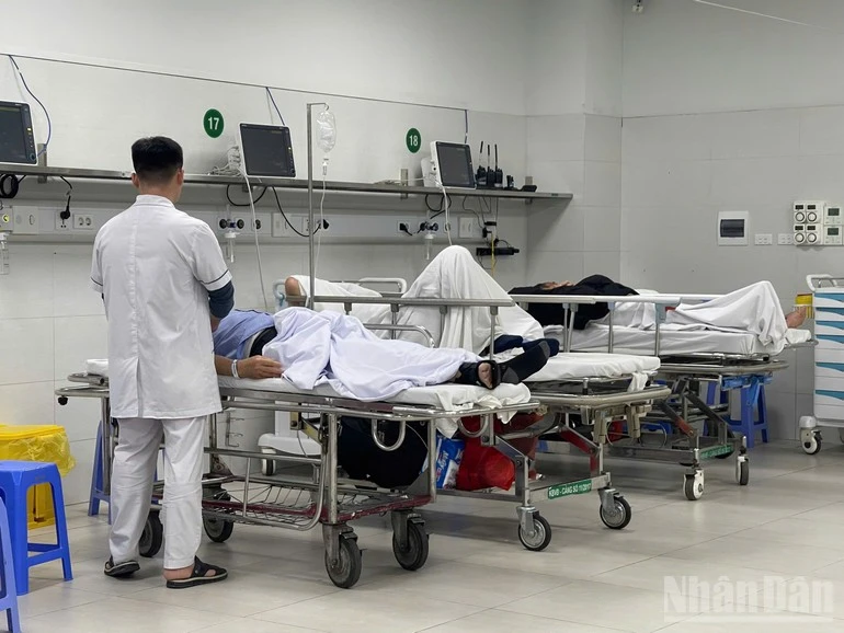 Các trường hợp nhập viện cấp cứu sáng 22/2 tại Bệnh viện Hữu nghị Việt Đức.