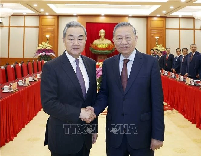 Tổng Bí thư Tô Lâm và Bộ trưởng Ngoại giao Trung Quốc Vương Nghị.