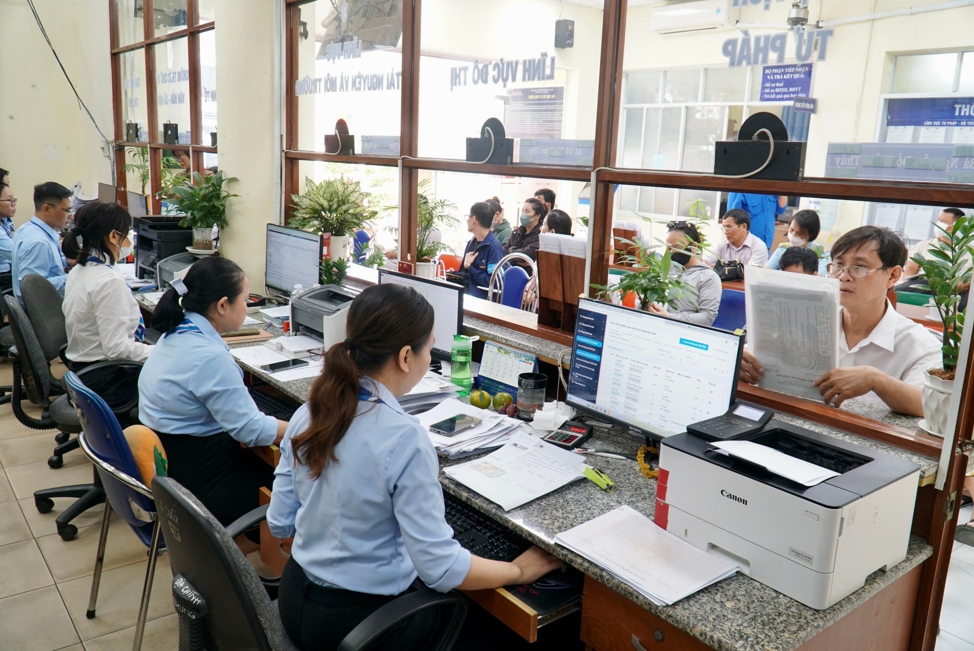 Tiếp tục hoàn thiện, nâng cao hiệu quả vận hành mô hình chính quyền địa phương 2 cấp.