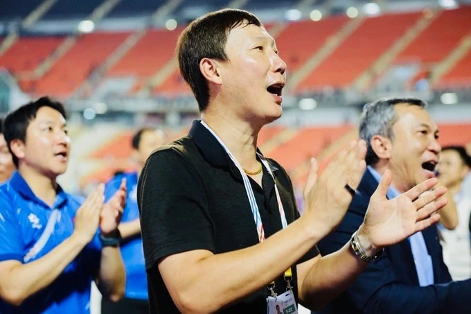 Huấn luyện viên Kim Sang-sik cùng các đội tuyển quốc gia giành hàng loạt thành tích ấn tượng trong năm 2025.