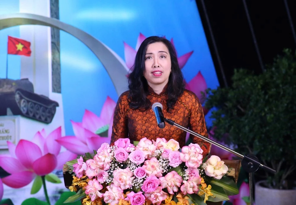 Thứ trưởng Bộ Ngoại giao Lê Thị Thu Hằng phát biểu khai mạc sự kiện.