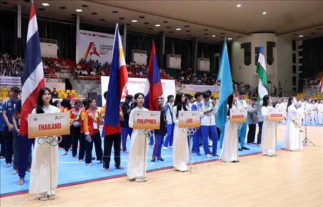 Lễ khai mạc Giải vô địch Pencak Silat châu Á lần thứ 9. Lễ khai mạc Giải vô địch Pencak Silat châu Á lần thứ 9.