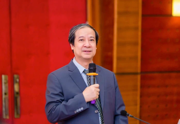 Bộ trưởng Nguyễn Kim Sơn khẳng định học sinh dùng sách giáo khoa khác nhau không bị ảnh hưởng về nội dung kiến thức và yêu cầu cần đạt