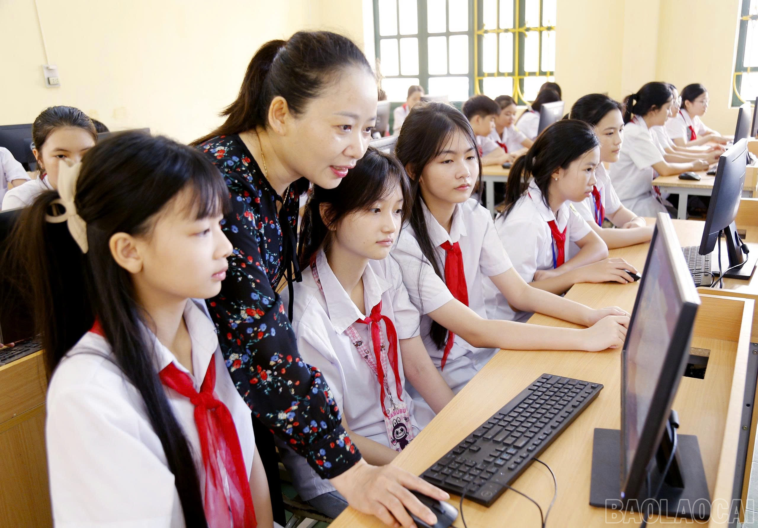 Mạng lưới trường, lớp học được duy trì ổn định, cơ sở vật chất được đầu tư đồng bộ. baolaocai-br_z6822394440508-34eb63eb8cfa4034a6a7809803bd86ab.jpg
