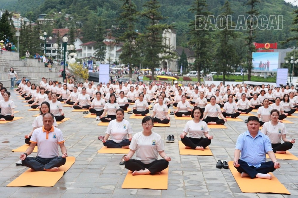 Ngày hội đồng diễn Yoga được tổ chức tại Sa Pa vào năm 2024. (Ảnh Ngọc Bằng) img-7994.jpg