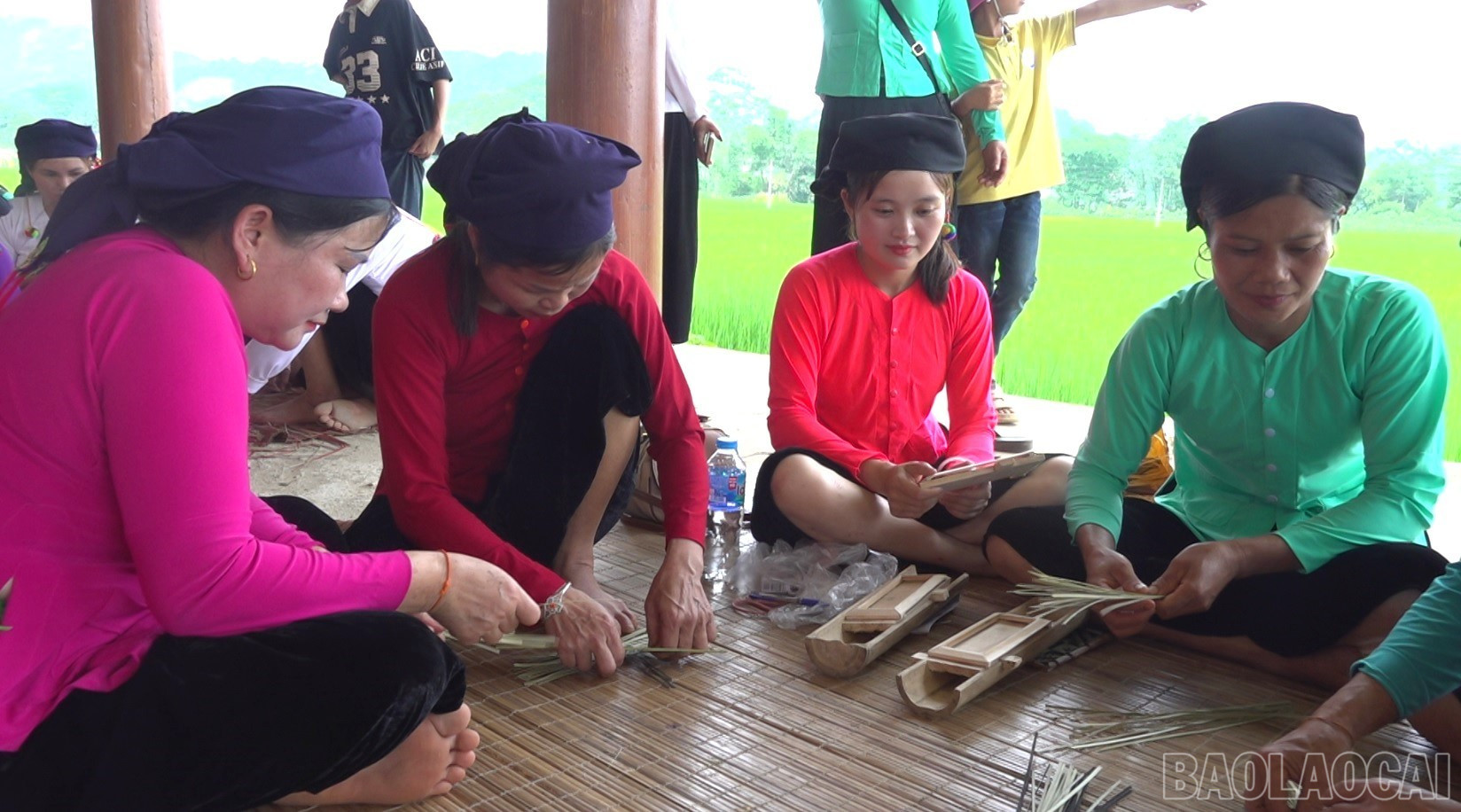 Đan lát là nghề truyền thống của người Tày xã Nghĩa Đô. baolaocai-br_img-9707.jpg