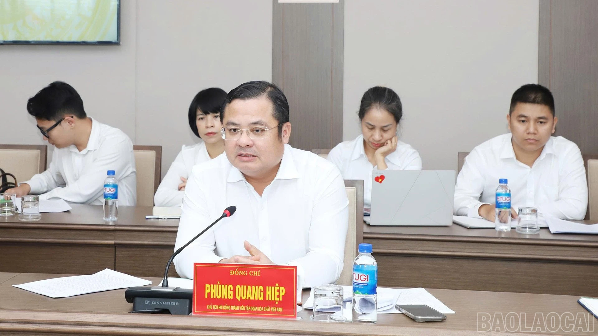 baolaocai-br_dai-dien-tap-doan-phat-bieu-4047.jpg