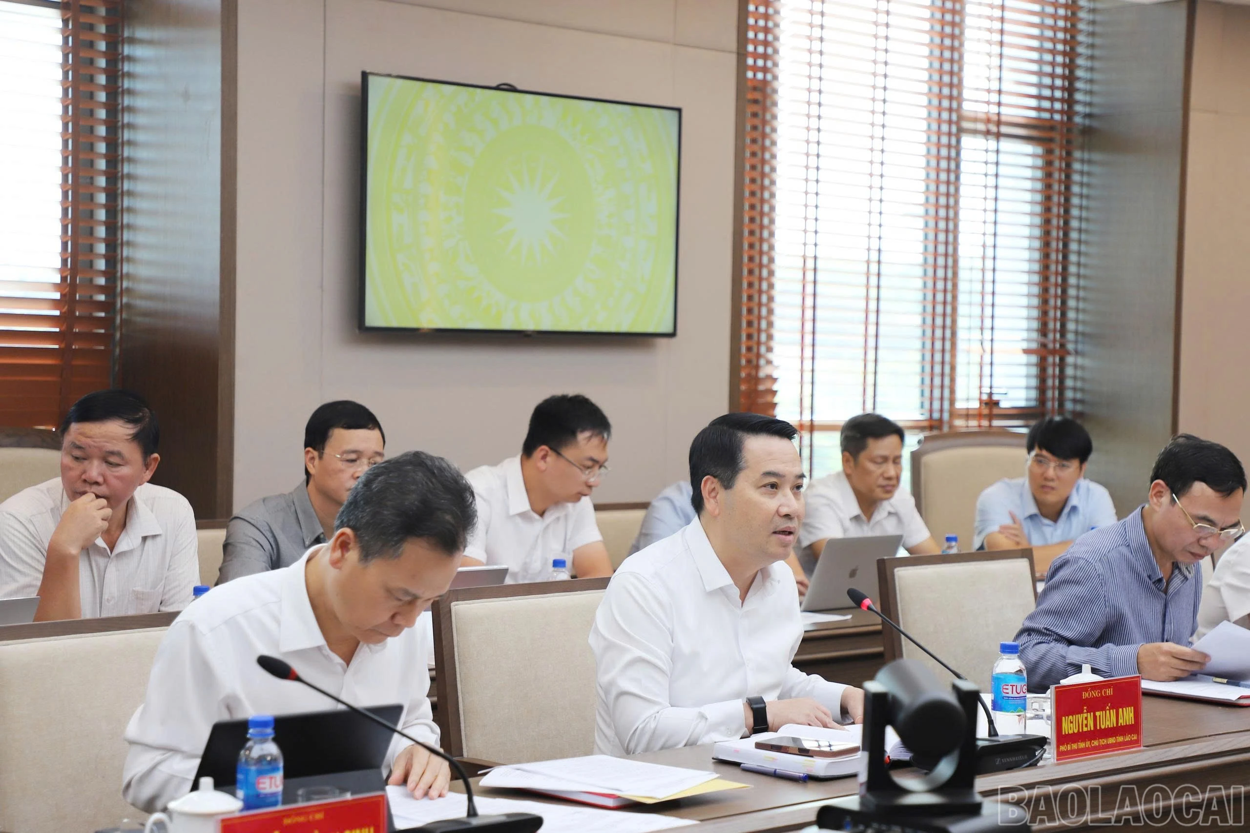 baolaocai-br_chu-tich-phat-bieu-tai-buoi-lam-viec-624.jpg
