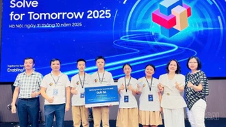 Trường THCS Lý Tự Trọng đoạt giải Ba tại Cuộc thi Solve for tomorrow