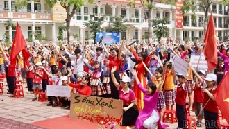 Phát động Chiến dịch “Clean Up Việt Nam" lần 7