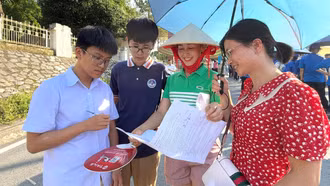 Hơn 450 thí sinh dự thi vào lớp 10 Trường THPT Chuyên Lào Cai